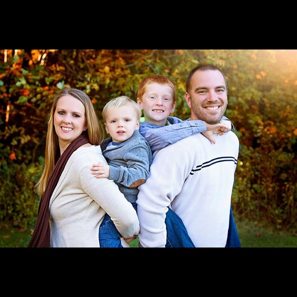 Meet your Posher, Tiffany - Picture 1 of 1