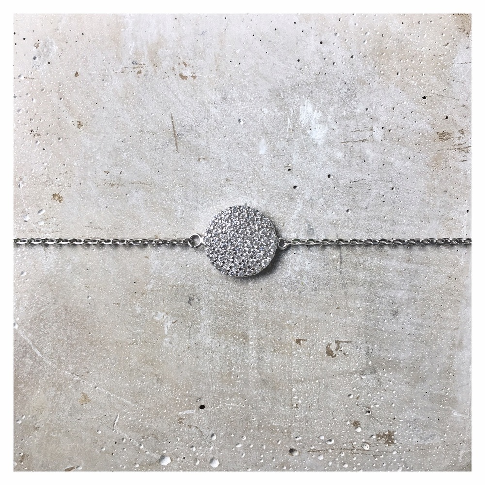 🚫LAST 1 LEFT 🚫 Round Circle Disc Pavé Bracelet