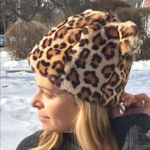 Zara kitten ear leopard hat