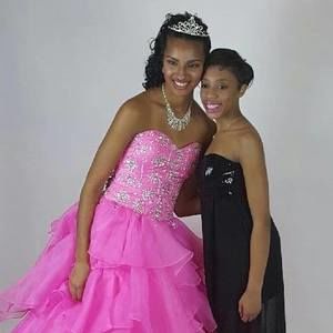 Meet your Posher, Constance