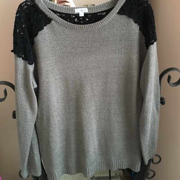 Charming Charlie sweater
