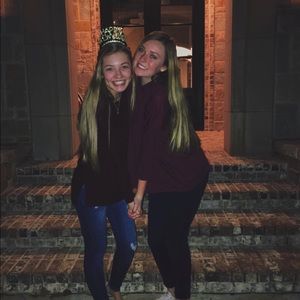 Meet your Posher, Amelia