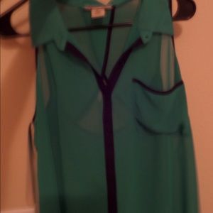 Arden B sheer green sleeveless blouse