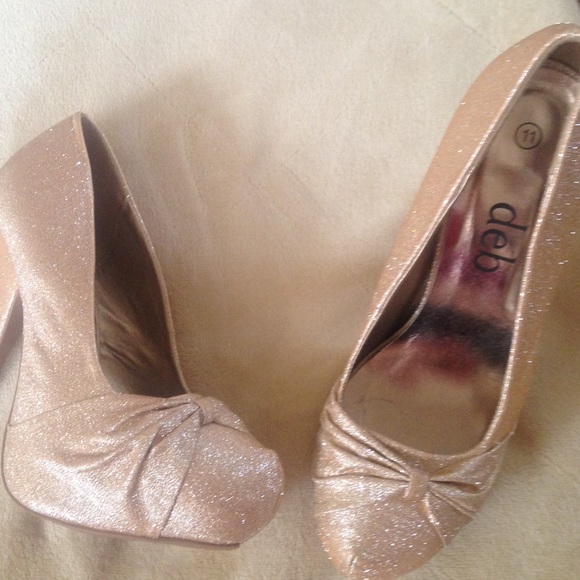 Deb high heels