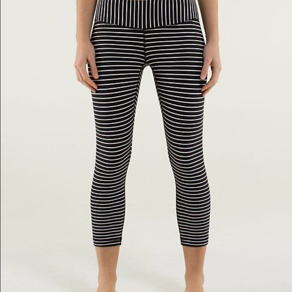 Lululemon wunder under crop stripe black/white