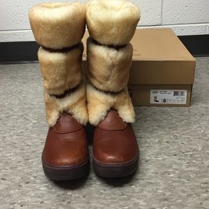 Worn a few times, $200 OBO.. Will not trade