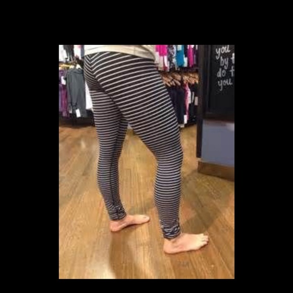 Lululemon wunder under pant parallel stripe