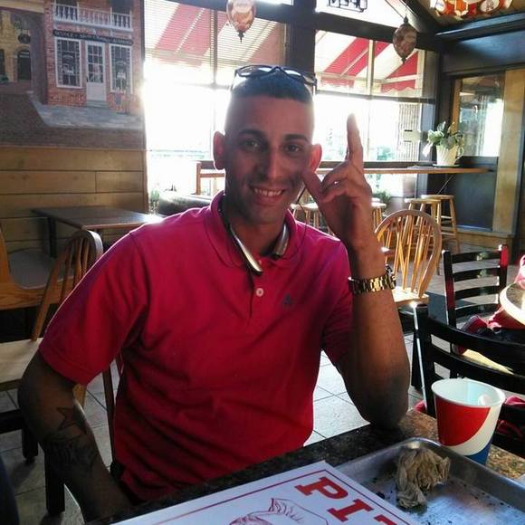 Meet your Posher, Rafael - Picture 1 of 1