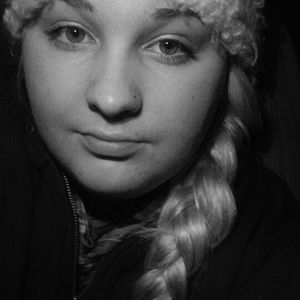 Meet your Posher, Jennica