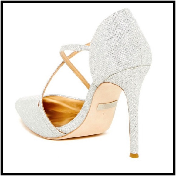 Badgley Mischka Shiny Silver Metallic Heels - Picture 3 of 4