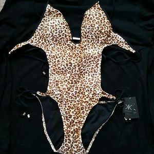 Nwt size Large Monokini  (Kardashian)