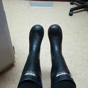 Meet your Posher, June