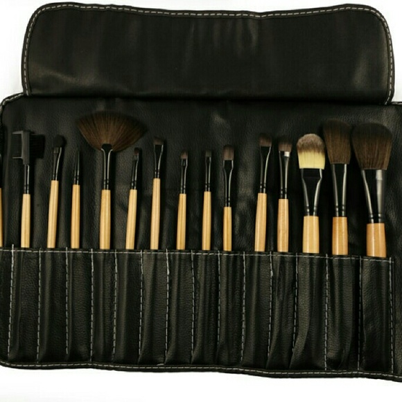 15 pcs Bobbi Brown Makeup Brushes Set