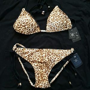 Nwt size Large Bikini (Kardashian)