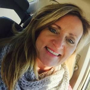 Meet your Posher, Debra