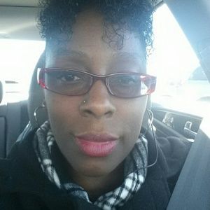 Meet your Posher, Sonya