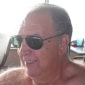 Meet your Posher, Luis alberto