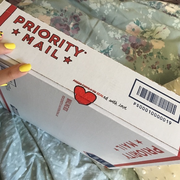 Meet the poshers! :) - Picture 3 of 3