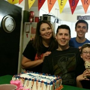 Meet your Posher, Lori