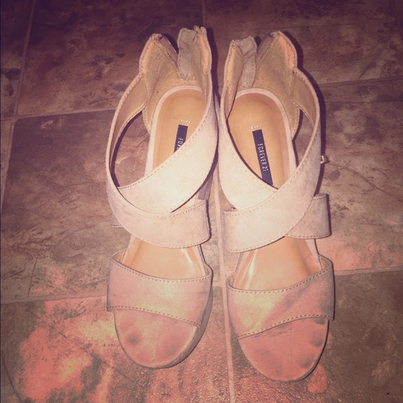 Forever 21 wedges