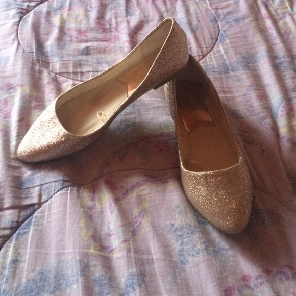 Gold Flats Sz 8