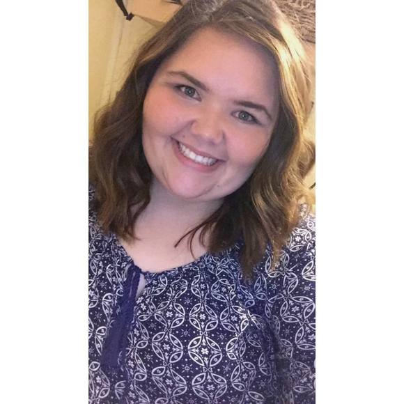 Meet your Posher, Haley - Picture 1 of 1