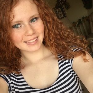 Meet your Posher, Corinn