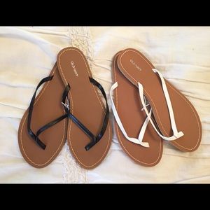 Set of Two Old Navy Faux Leather Flip Flops