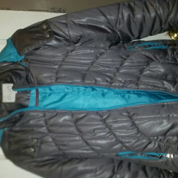 Grey puffer jack
