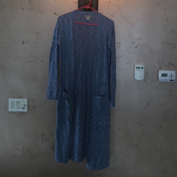 Long cardigan sweater