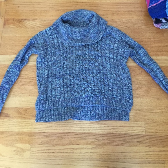 American eagle sweater