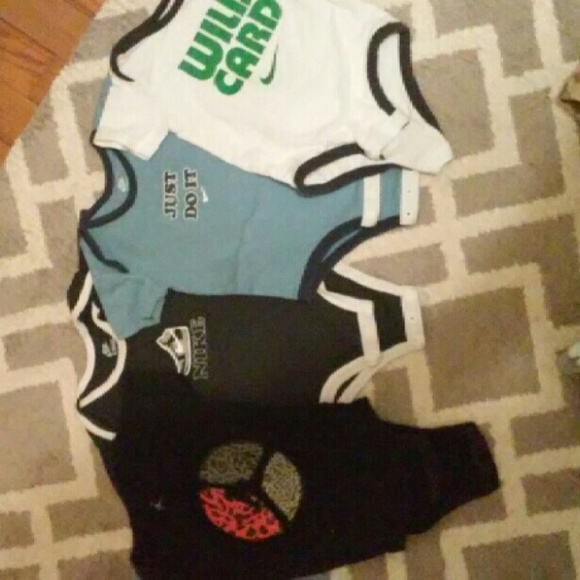 Nike lot