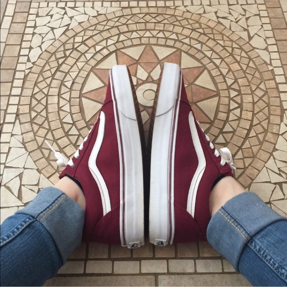 Brand new Burgundy vans ❤️