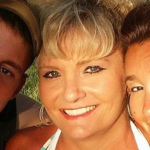 Meet your Posher, Mika