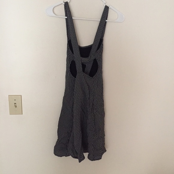 RARE BRANDY DRESS - Picture 4 of 4