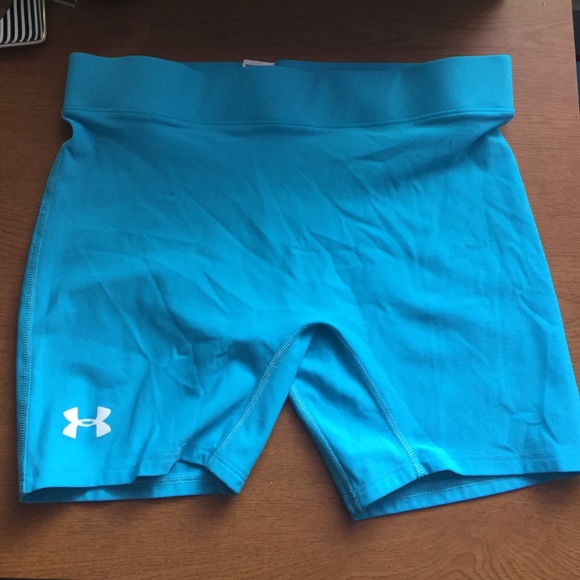 Sky blue underarmour short spandex