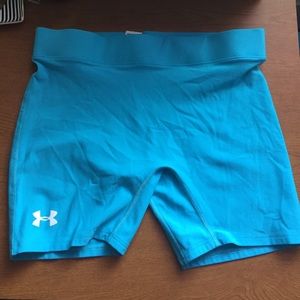 Sky blue underarmour short spandex