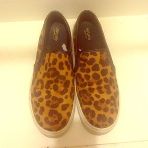 Leopard shoes