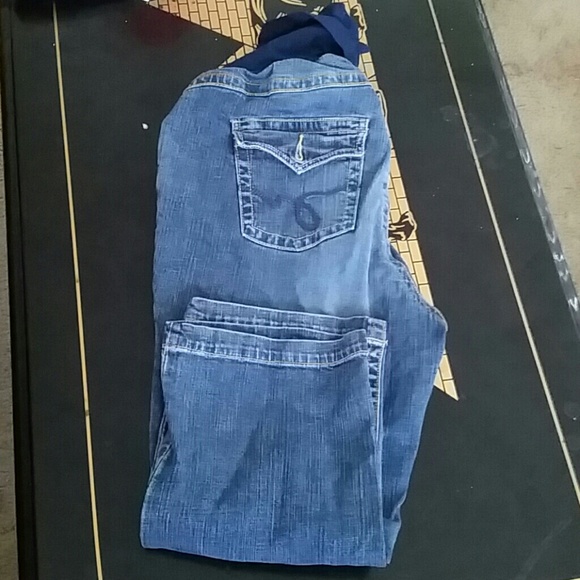 Maternity jeans