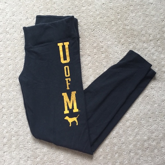 PINK university of Michigan leggings!〽️