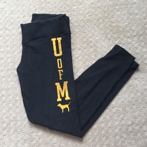 PINK university of Michigan leggings!〽️