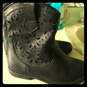 Women's Boots