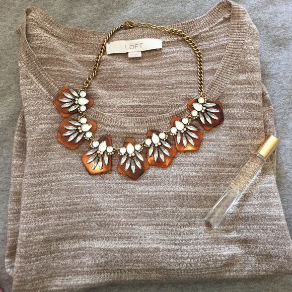 LOFT Tops - LOFT sweater - adorable heather brown