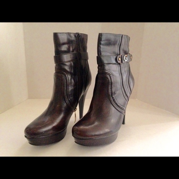 Guess Shoes - Guess brown platform boot