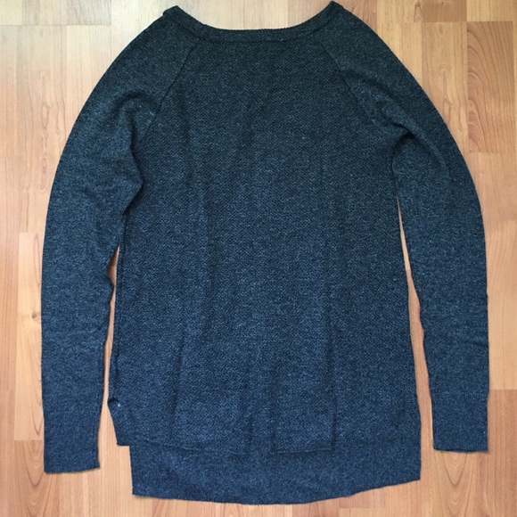 AMERICAN EAGLE | Grey Long Hi-Lo Hem Long Sleeve Sweater NWT - Picture 4 of 4