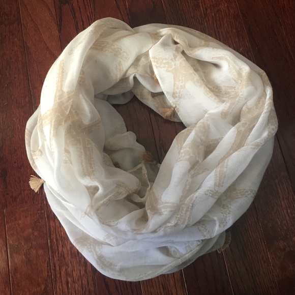 Starfish infinity scarf