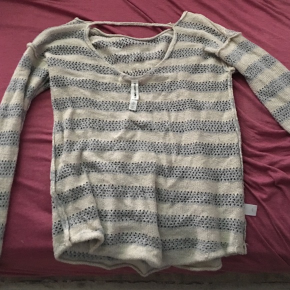Bethany Mota Sweater - Picture 1 of 4