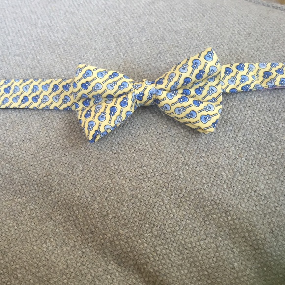 Boys Vineyard Vines Bow Tie