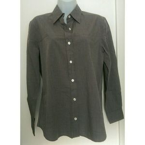 GAP gray long sleeve button down shirt