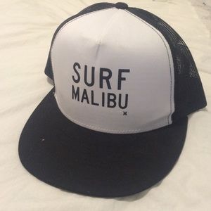 Surf Malibu trucker hat 🏄🏻
